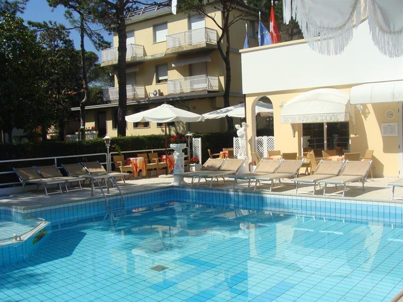 Hotel Villa Luisa Λινιάνο Σαμπιαντόρο Εξωτερικό φωτογραφία