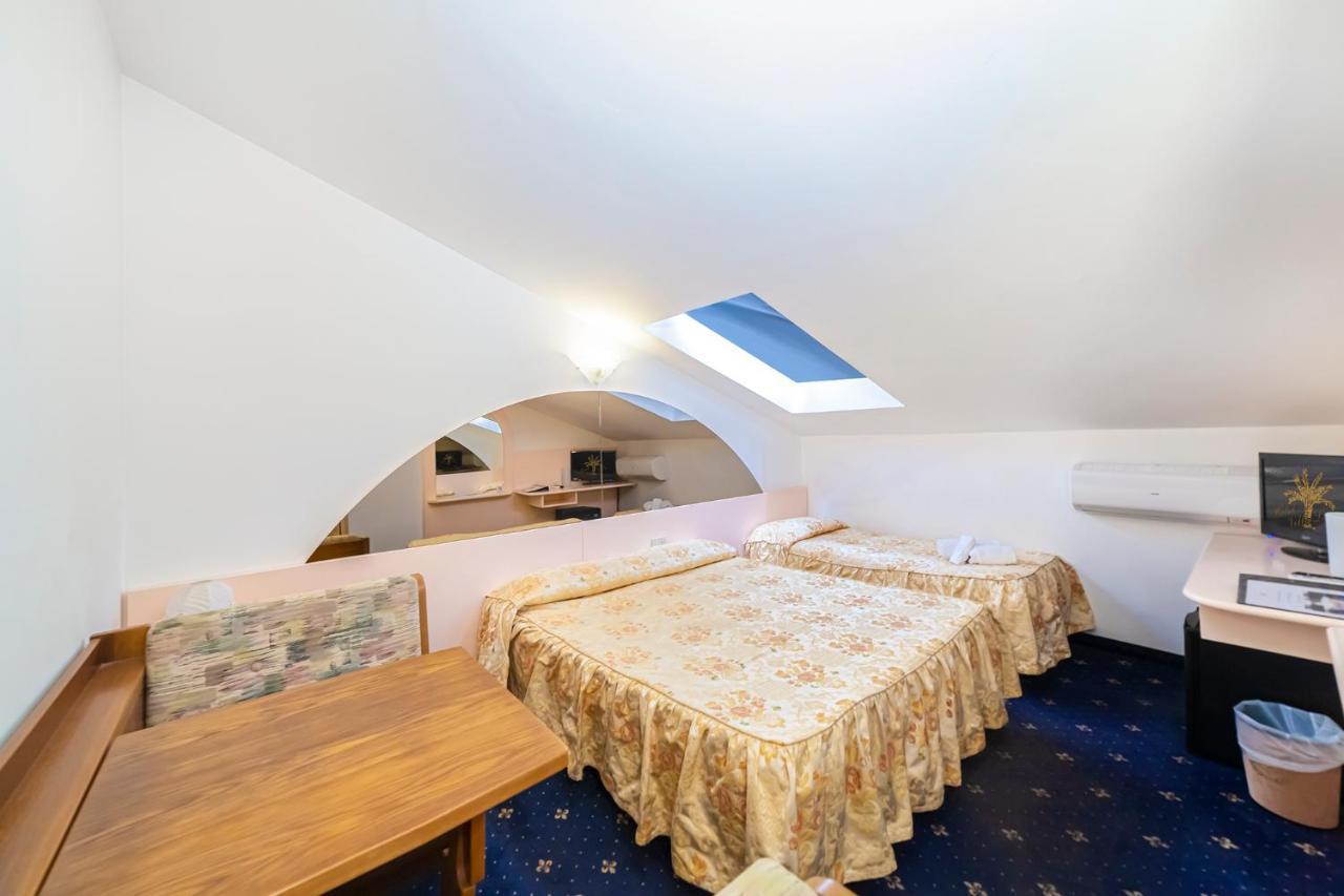 Hotel Villa Luisa Λινιάνο Σαμπιαντόρο Εξωτερικό φωτογραφία