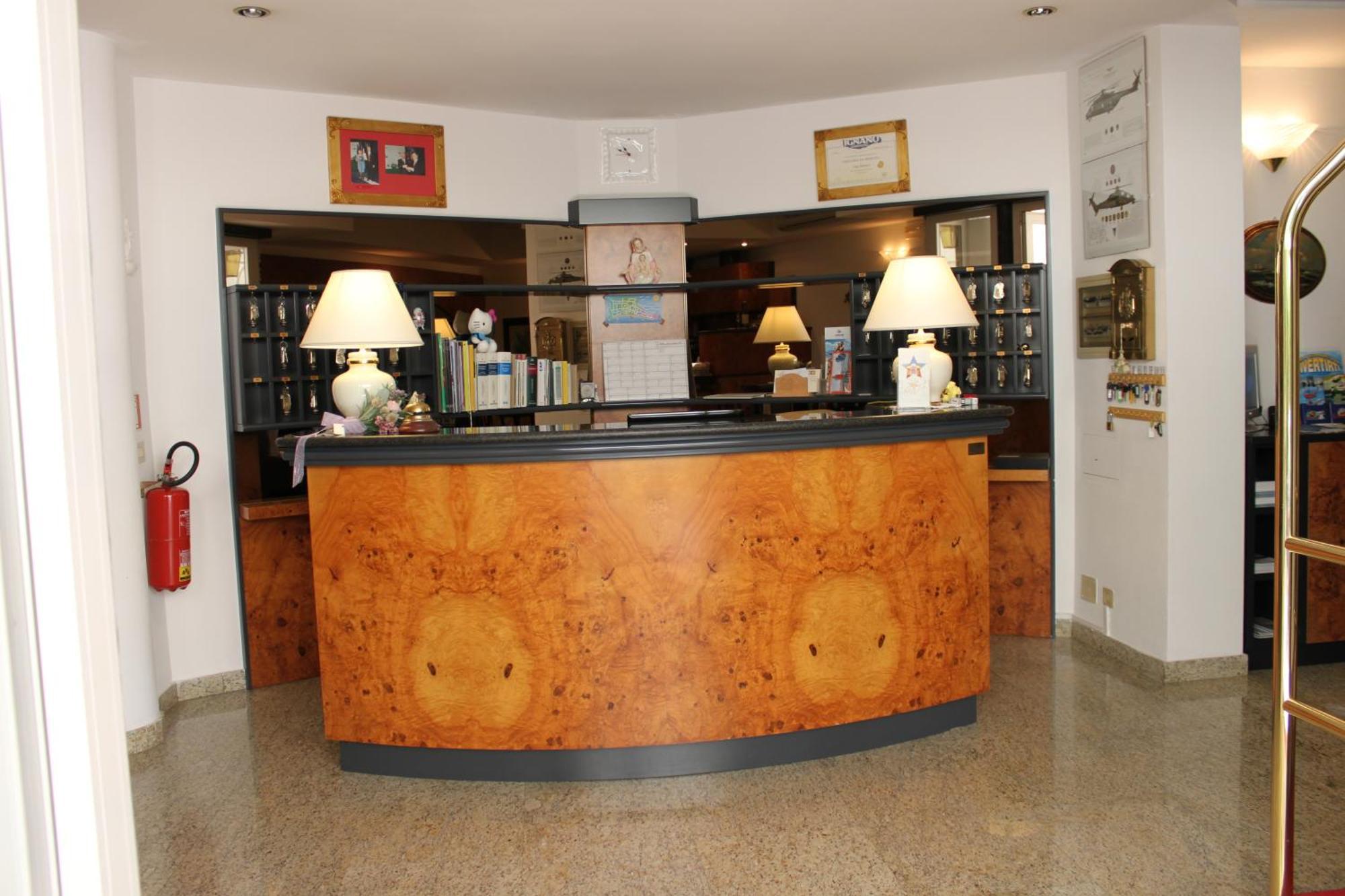 Hotel Villa Luisa Λινιάνο Σαμπιαντόρο Εξωτερικό φωτογραφία