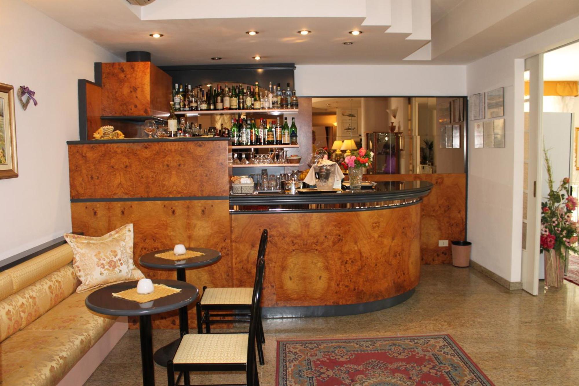 Hotel Villa Luisa Λινιάνο Σαμπιαντόρο Εξωτερικό φωτογραφία