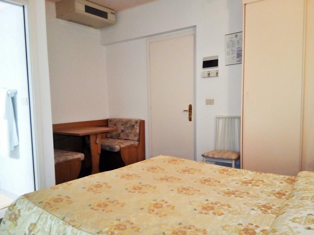 Hotel Villa Luisa Λινιάνο Σαμπιαντόρο Εξωτερικό φωτογραφία