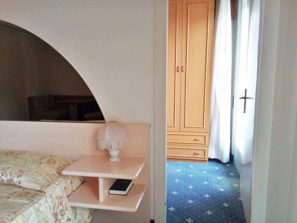 Hotel Villa Luisa Λινιάνο Σαμπιαντόρο Εξωτερικό φωτογραφία